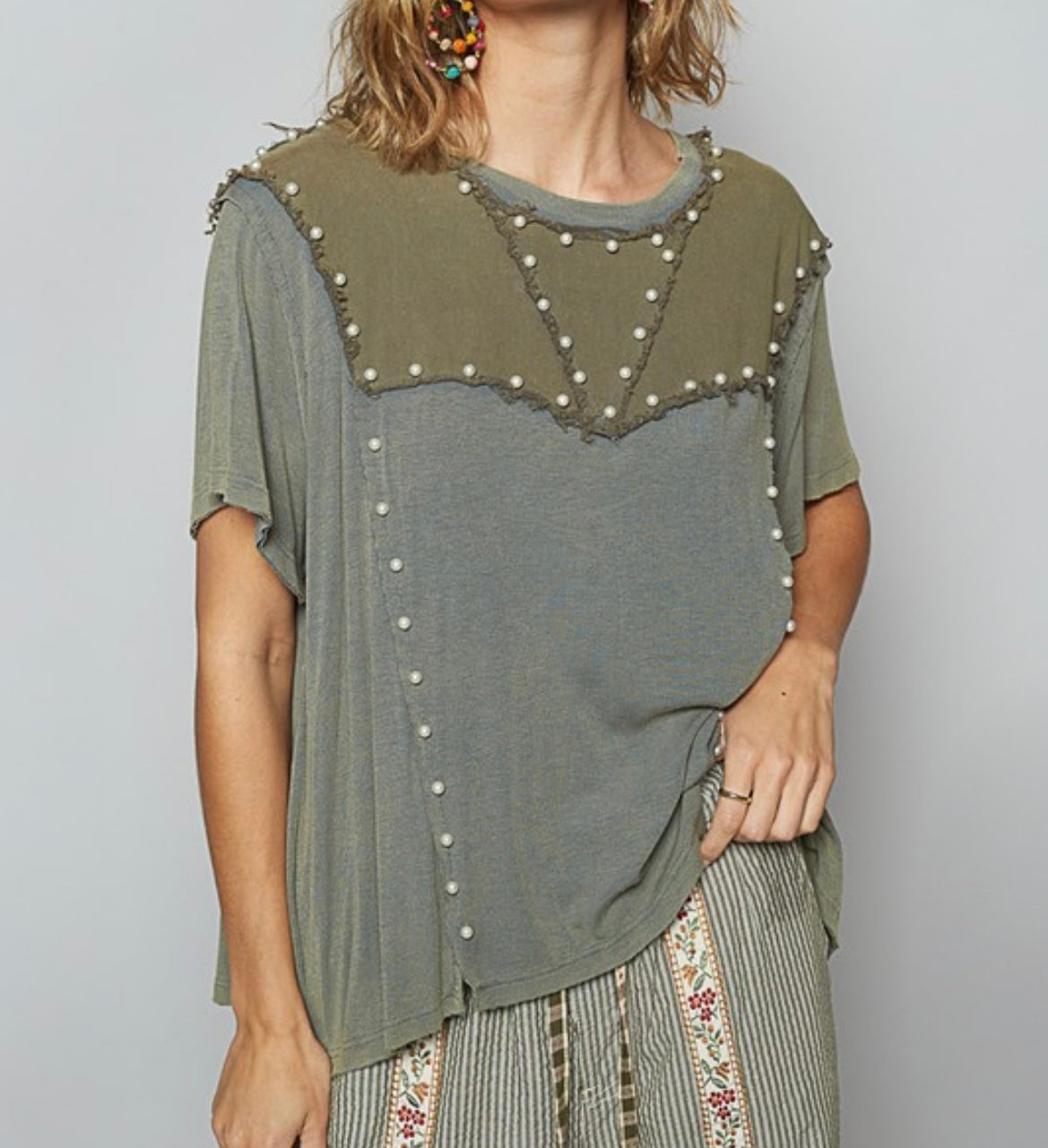 Pearl detailed top