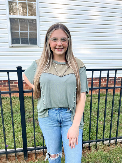 Pearl detailed top